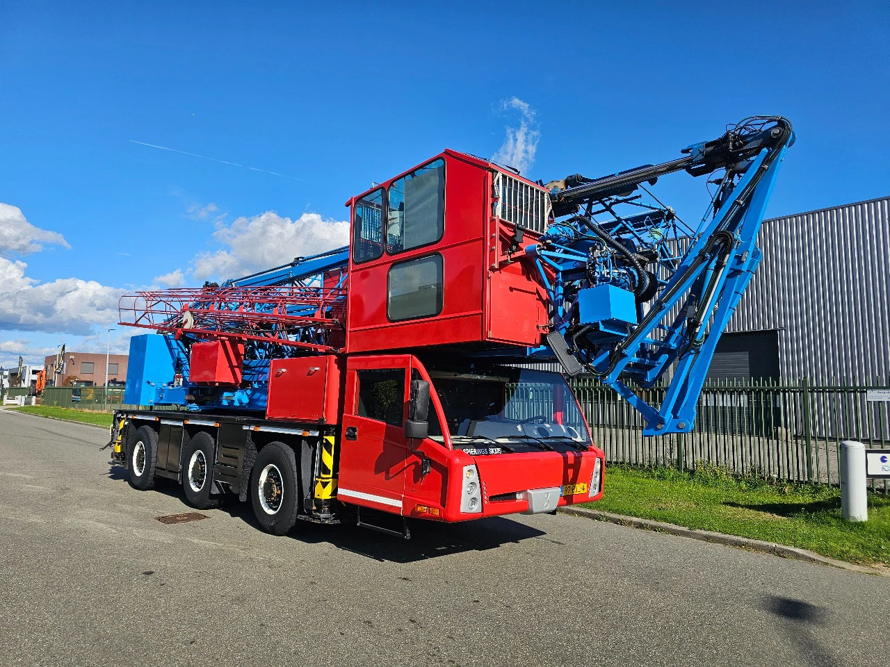 Spierings SK375 AT-3 6×6 Mobile Tower Crane - Image 3