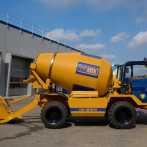 Off-road mobile onsite batching plant