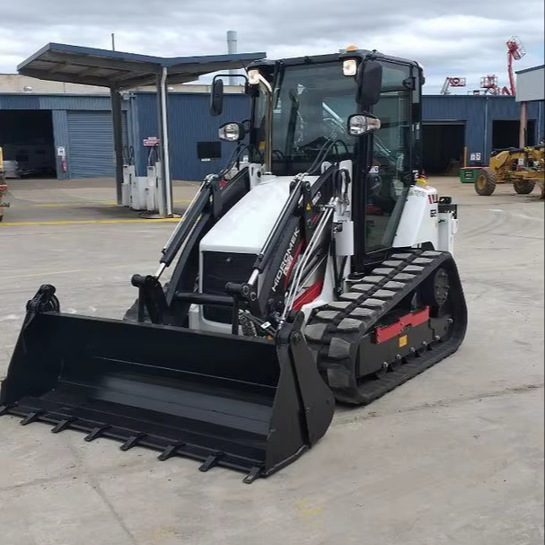 HIDROMEK HMK62T BACKHOE LOADER