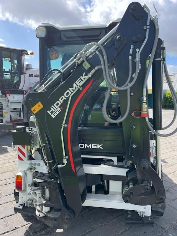 HIDROMEK HMK62T BACKHOE LOADER - Image 3