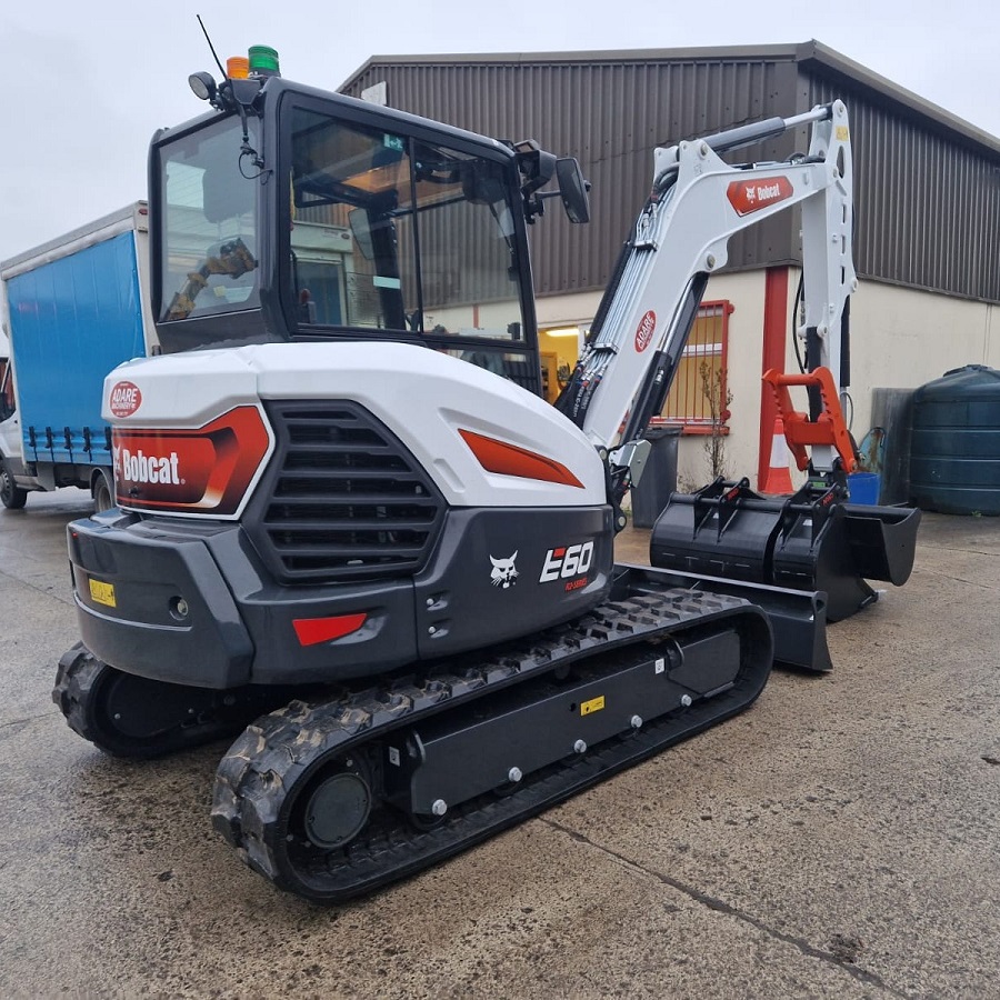 BOBCAT E60 EXCAVATOR - Image 6