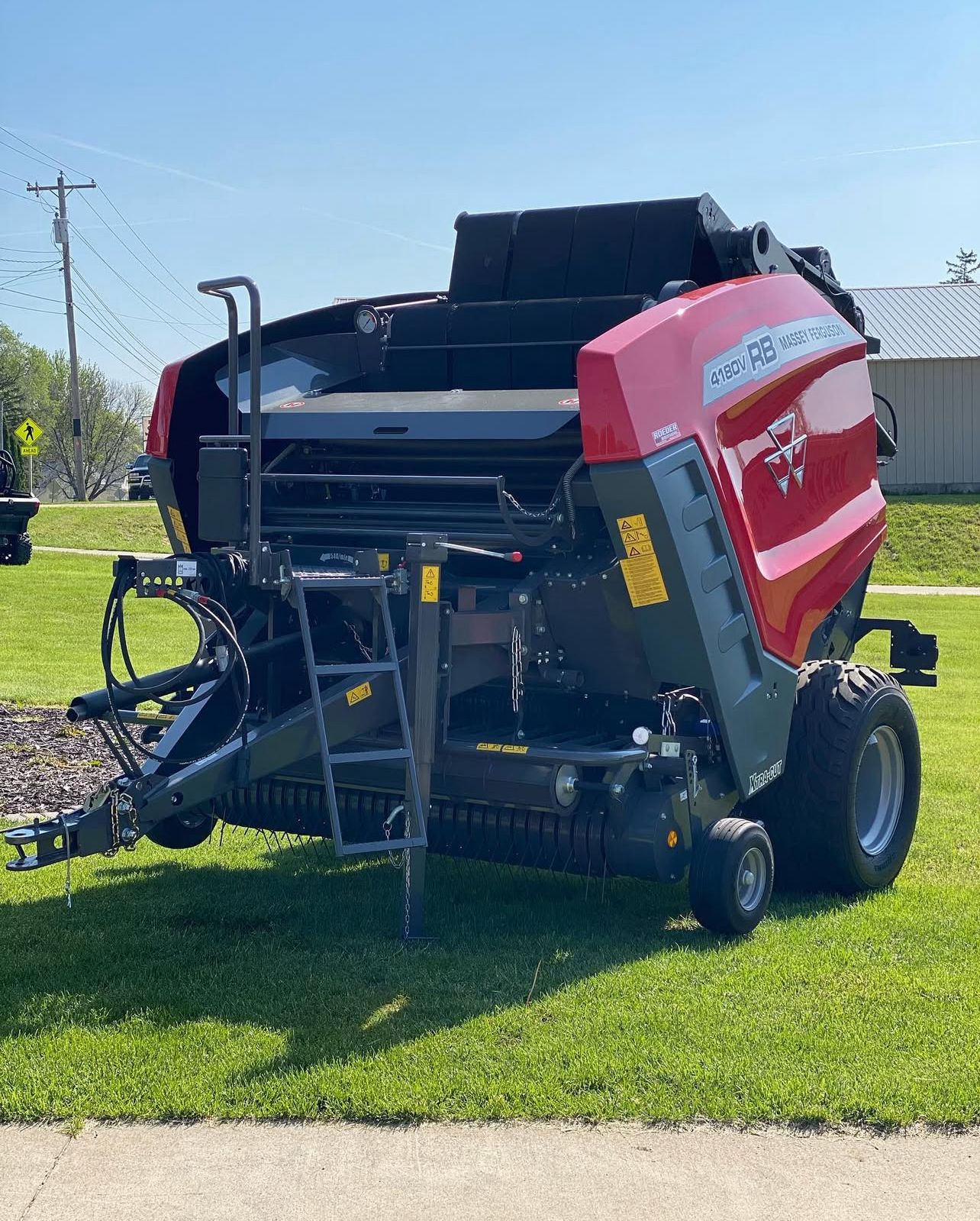 MASSEY FERGUSON RB.156 MINI HAY BALER - Image 5