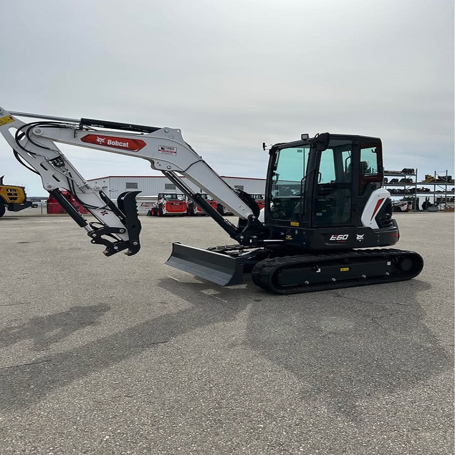 BOBCAT E60 EXCAVATOR - Image 2