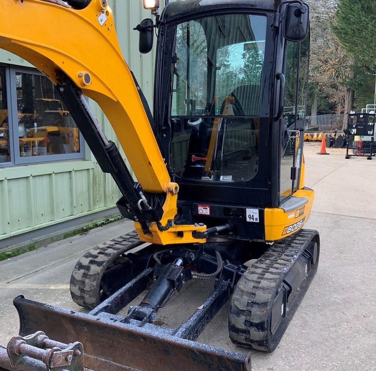 MINI JCB EXCAVATOR - Image 2