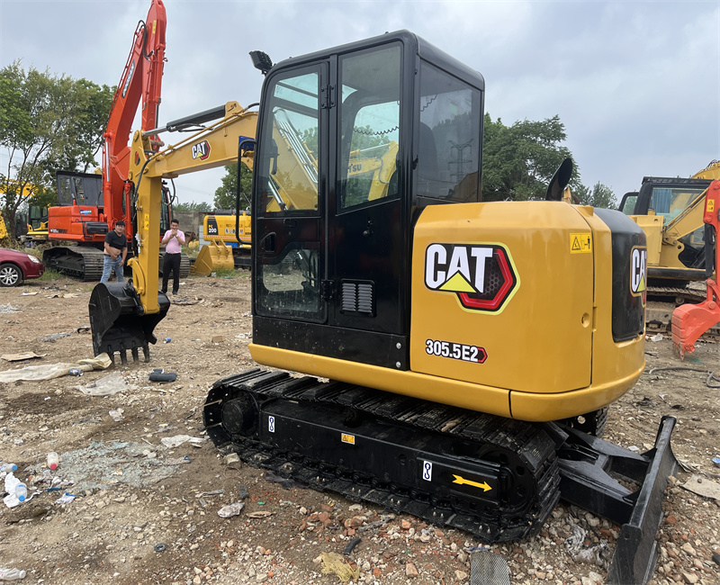 CAT 305.5E MINI EXCAVATOR
