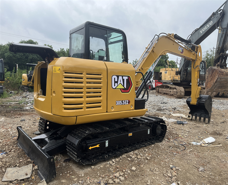 CAT 305.5E MINI EXCAVATOR - Image 2