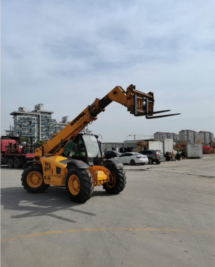 JCB ROTATING TELEHANDLER FORKLIFT - Image 4