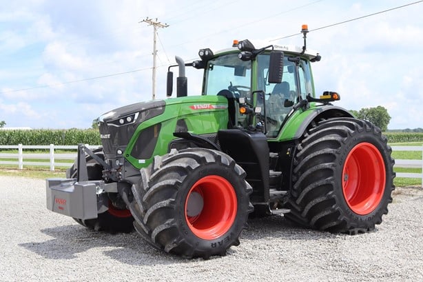 FENDT 939 VARIO TRACTOR