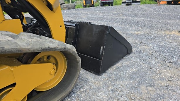CATERPILLAR 279D SKID STEER - Image 6