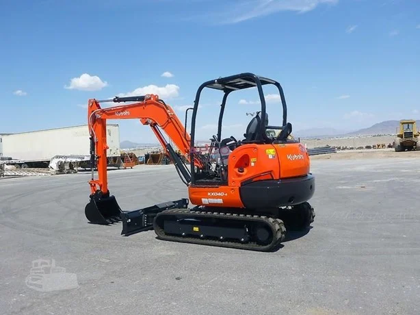 KUBOTA KX040-4 EXCAVATOR - Image 3