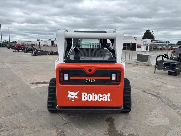 BOBCAT T770 SKID STEER LOADER - Image 5