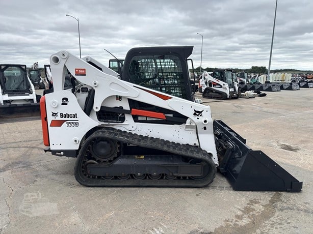 BOBCAT T770 SKID STEER LOADER - Image 7