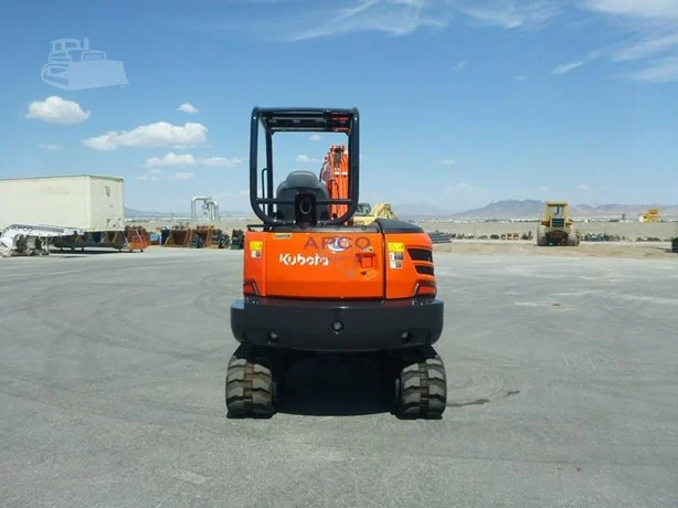 KUBOTA KX040-4 EXCAVATOR - Image 5