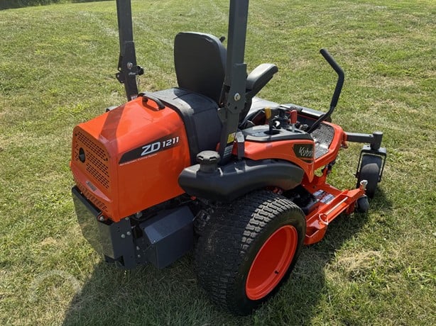 KUBOTA T2290KW LAWN MOWER - Image 5