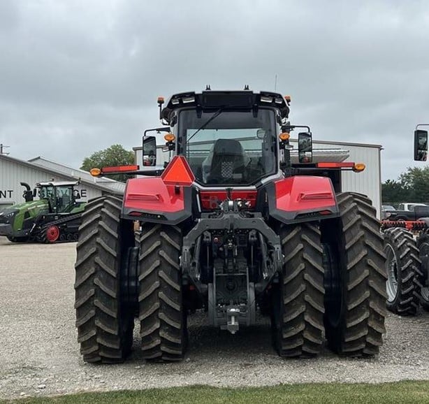 MASSEY FERGUSON 5711 TRACTOR - Image 3