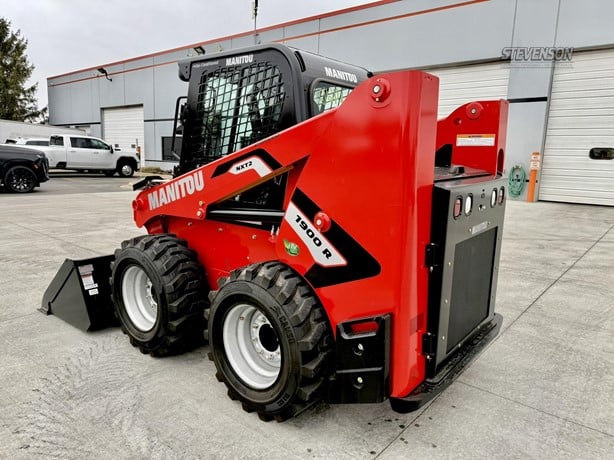 MANITOU 1900R SKID STEER LOADER - Image 4